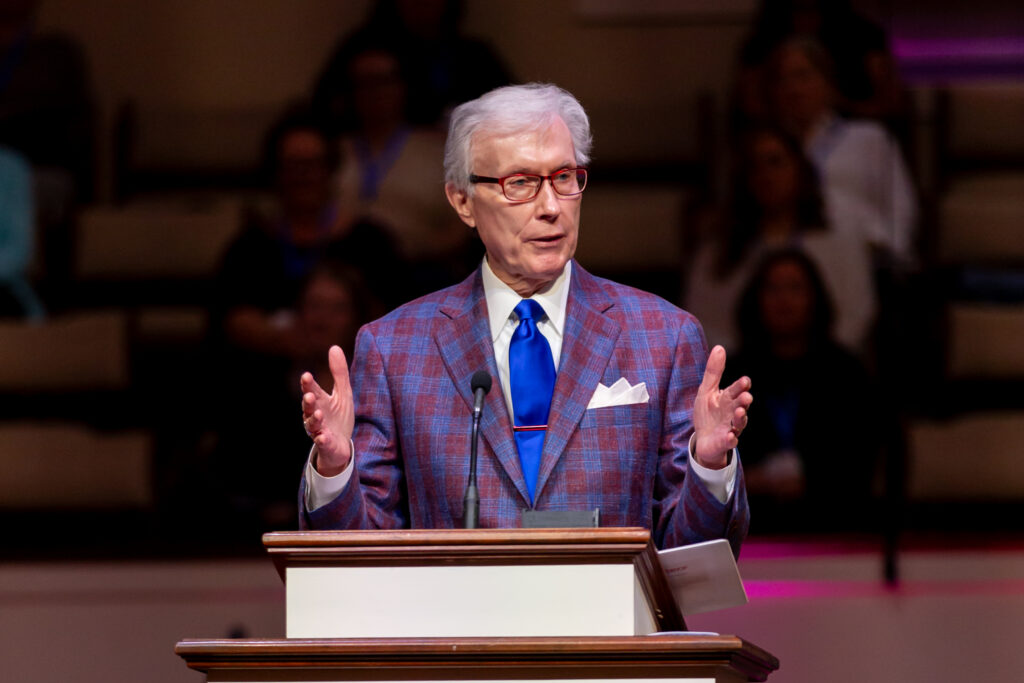 Dr. Rick Lance preaching